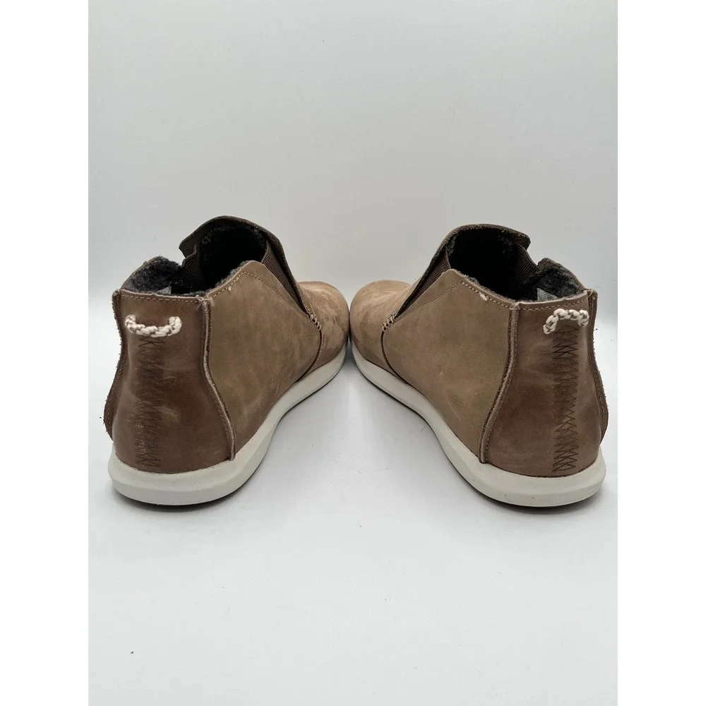 OluKai Hawai'iloa Manu Hope Women Sz 9 Taupe Grey Leather Waterproof Ankle Boots